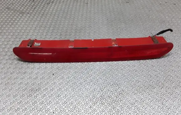 Volkswagen PASSAT B6 Third/center stoplight 1K6945097A