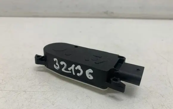 Radiator active air flap actuator