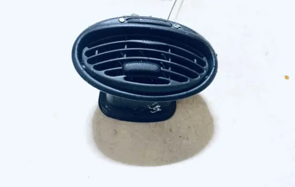 Ford Focus Dash center air vent grill 98ab19893akw d1b1ar66za
