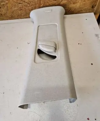 Volkswagen Touran I (B) pillar trim (top) 1T0867244E MB0S65224