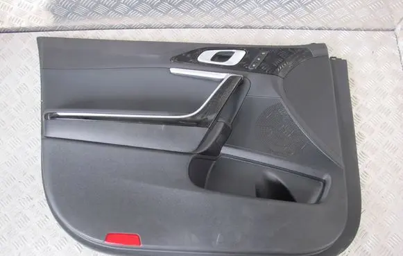 KIA Pro Cee'd III Front door card panel trim 82370-J7000