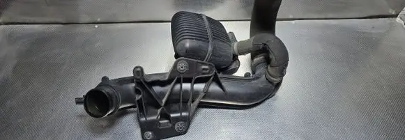Audi Q5 SQ5 Intercooler hose/pipe 8K0145673AJ 8R0145709H