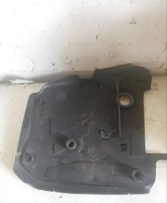 Mercedes-Benz C AMG W204 Engine cover (trim)