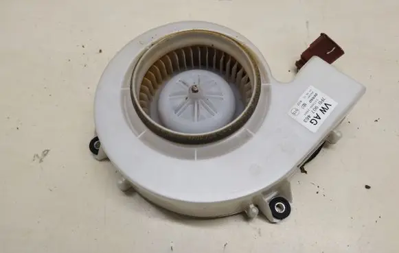 Porsche Cayenne (92A) Hybrid/electric vehicle battery fan 7P0907463 95862446300