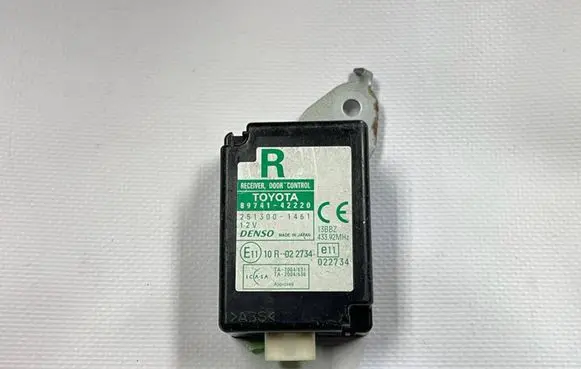 Toyota RAV 4 (XA30) Door control unit/module 8974142220 2513001461