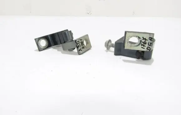 Rear door hinge set