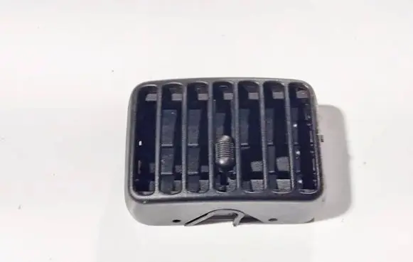 Ford Maverick Dash center air vent grill