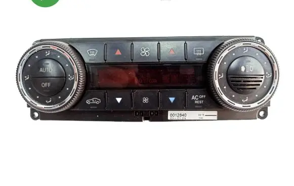 Mercedes-Benz C W203 Climate control unit A2038301985 9140010523 48504Q08