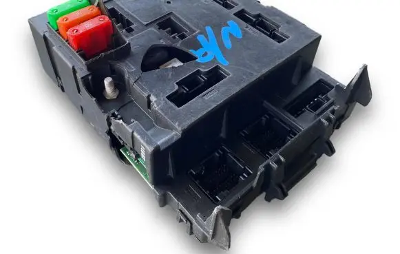 Smart ForTwo II Central body control module A4519001802