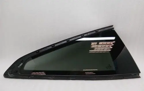 BMW M4 G82 G83 Rear door window glass 7482716