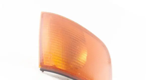 Audi 100 S4 C4 Front indicator light 137984