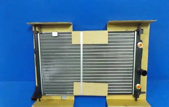 Opel Astra F Coolant radiator 63061 1300132
