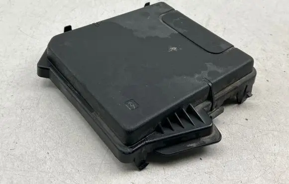 Renault Scenic III - Grand scenic III Fuse box cover 284C40002R