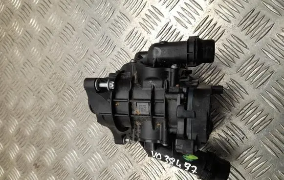 BMW 5 G60 Thermostat/thermostat housing 9468426