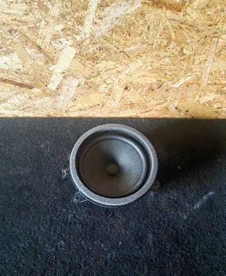Volvo S90, V90 Front door speaker 31350425