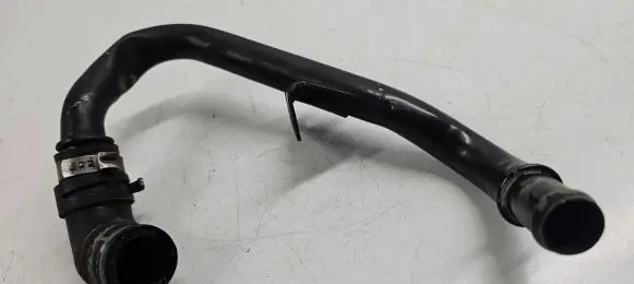 Audi Q7 4L Breather/breather pipe/hose 057103493A