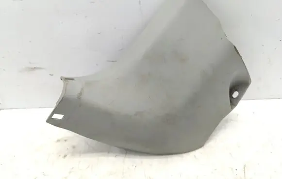 Foot area side trim