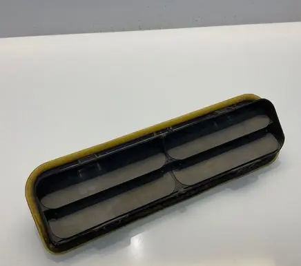 Mercedes-Benz E W212 Quarter panel pressure vent A2128300142 2128300142