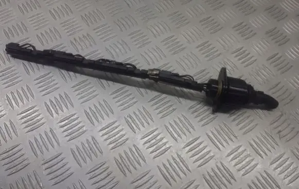 Volkswagen PASSAT B5.5 Fuel injector wires 038971803