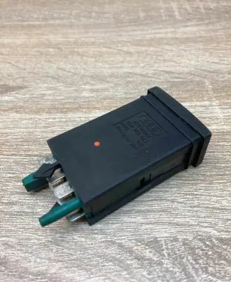 Audi A4 S4 B5 8D Seat heating switch 8D0963563