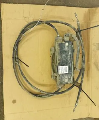 Renault Espace - Grand espace IV Hand brake/parking brake motor 8200316575
