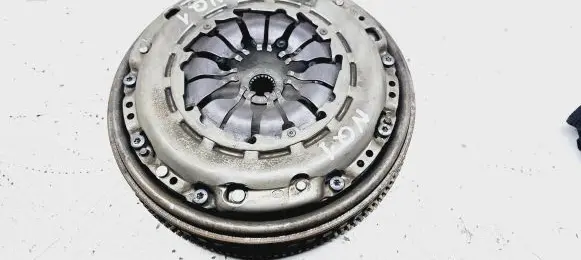 Nissan Qashqai Clutch set kit 123108271R TDE8115 301010007R