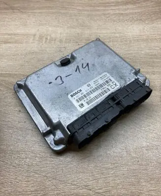 Opel Astra G Engine control unit/module ECU 09136119 0281001874