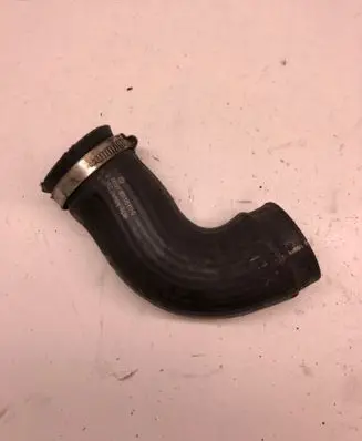 Intercooler hose/pipe