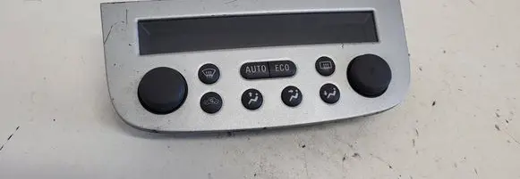 Opel Corsa C Climate control unit 013123400 290604 2707HW2903