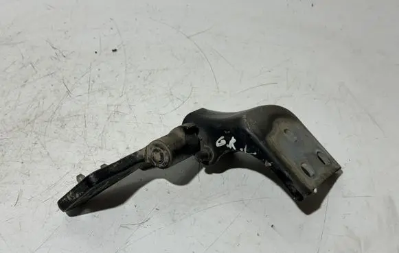 Citroen Berlingo Loading door upper hinge 