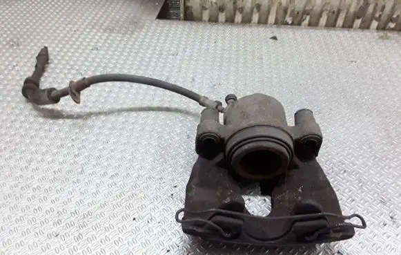 Ford Grand C-MAX Front brake caliper