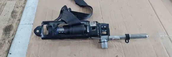 Volvo V50 Front seatbelt 6008892 0424