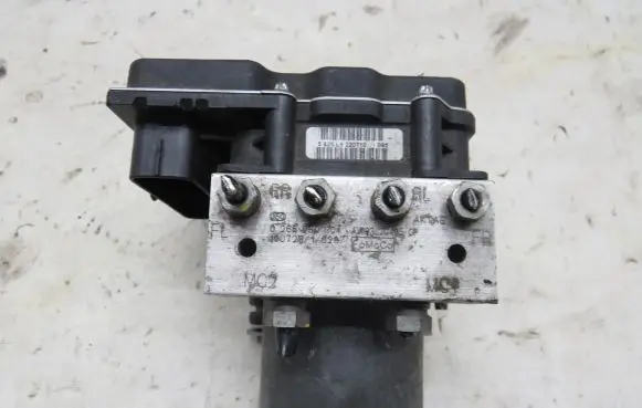 Jaguar XJ X351 ABS Pump AW93-2C405-CF