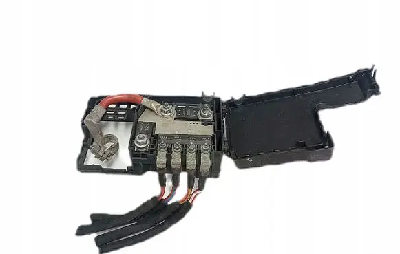 Opel Corsa D Fuse module 401154265