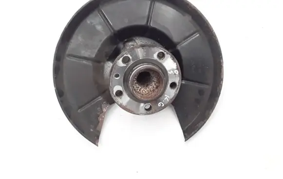 Volvo V70 Rear wheel hub 31360027