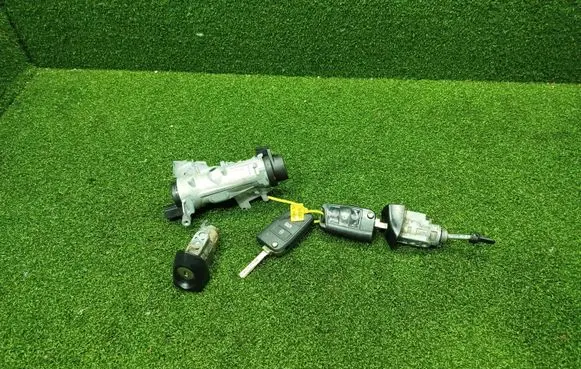 Man TGE 1gen Ignition lock 1K0905851 5Q1905865 0060AD16320