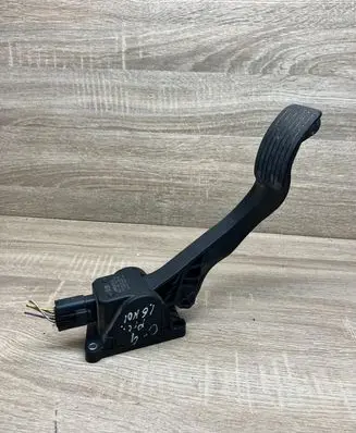 Citroen C4 Grand Picasso Accelerator throttle pedal 0280755044 9654725380