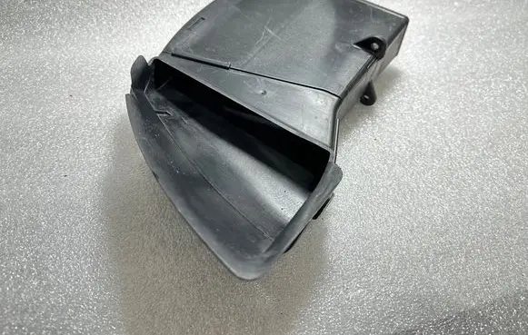Audi A8 S8 D3 4E Air intake duct part 4E0129617S