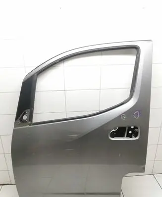 Nissan NV200 Front door