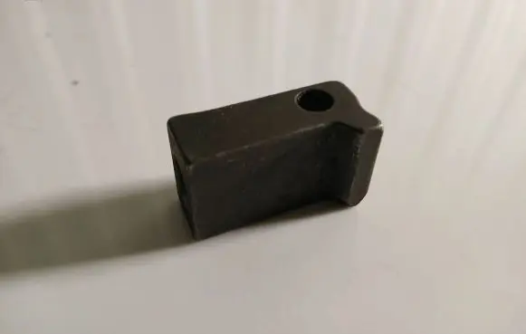 Audi A6 S6 C6 4F Fuel Injector clamp holder