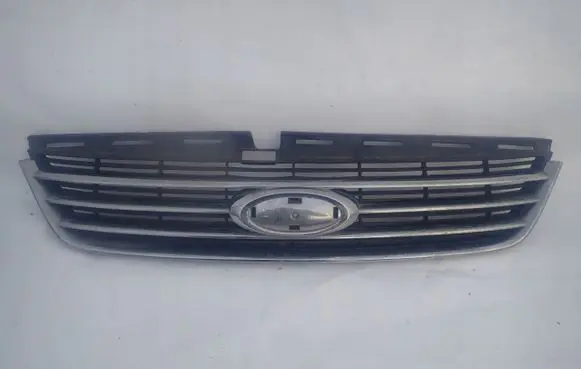 Ford Mondeo MK IV Front bumper upper radiator grill
