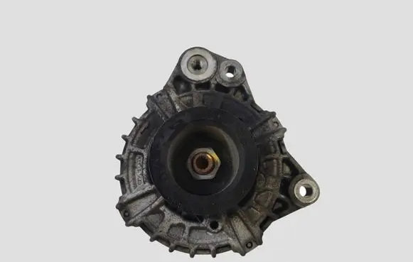 Volvo V60 Generator/alternator 30659580