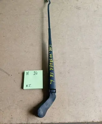 Chrysler Grand Voyager IV Front wiper blade arm 2596897