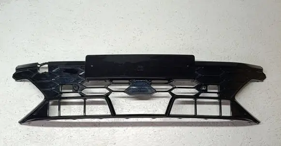 Volkswagen Golf VIII Front grill 5H0853677 5N0853677AR