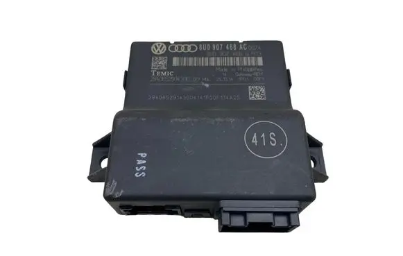 Audi Q3 8U Gateway control module 8U0907468AC 8U0907468G