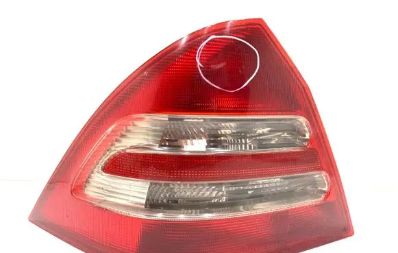 Rear/tail lights