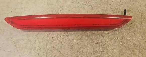 Volkswagen Polo IV 9N3 Third/center stoplight