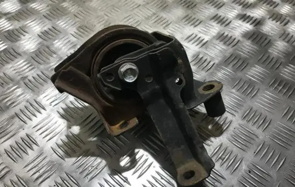 Engine mount bracket