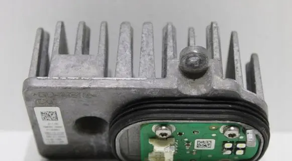 Mercedes-Benz C W204 Headlight ballast module Xenon 0953453454