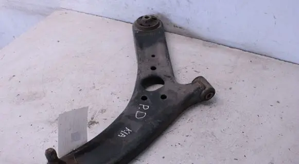 KIA Rio Front lower control arm/wishbone